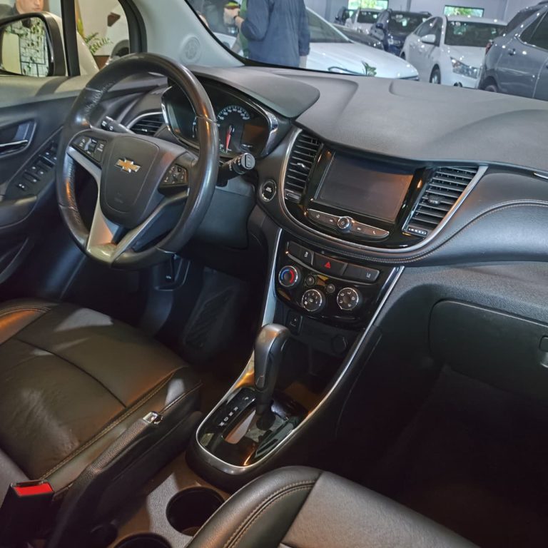 WhatsApp Image 2025-10-25 at 08.38.51 (1)