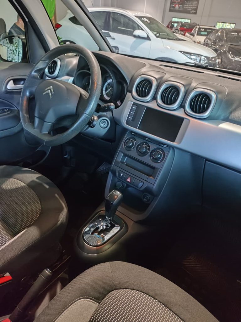 WhatsApp Image 2026-02-12 at 17.44.31