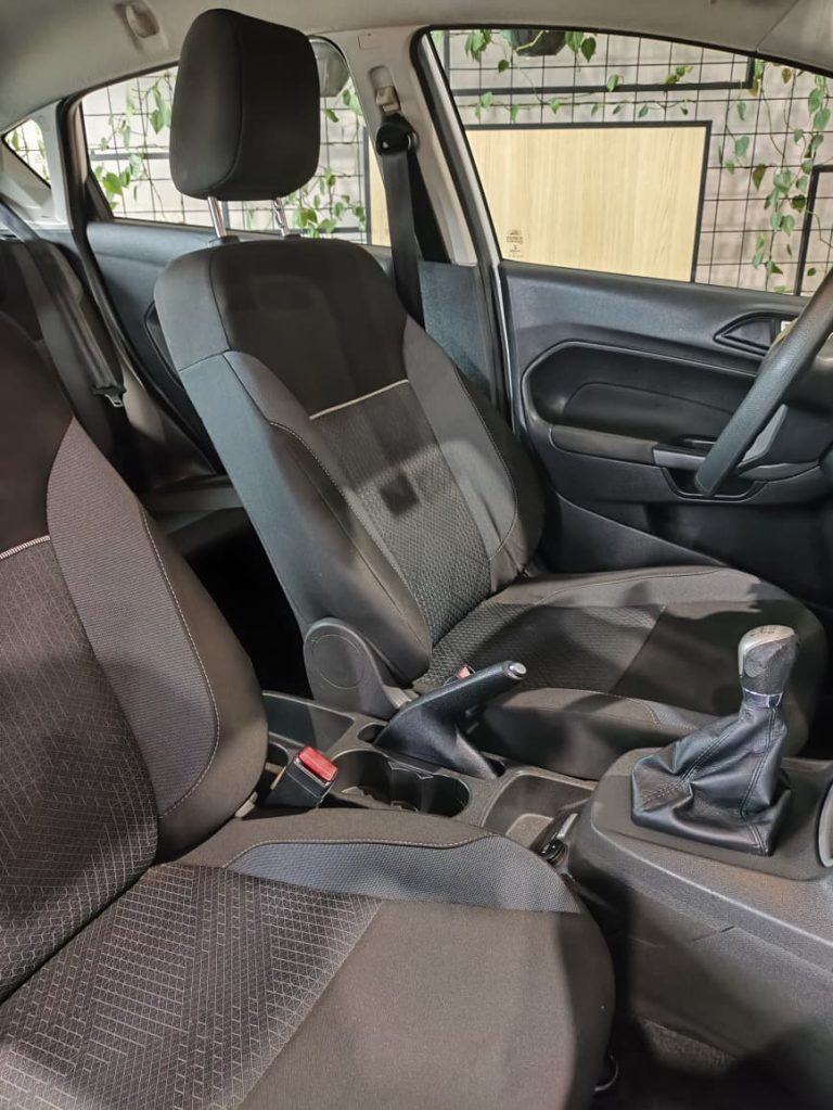 ford Fiesta 2019 (9)